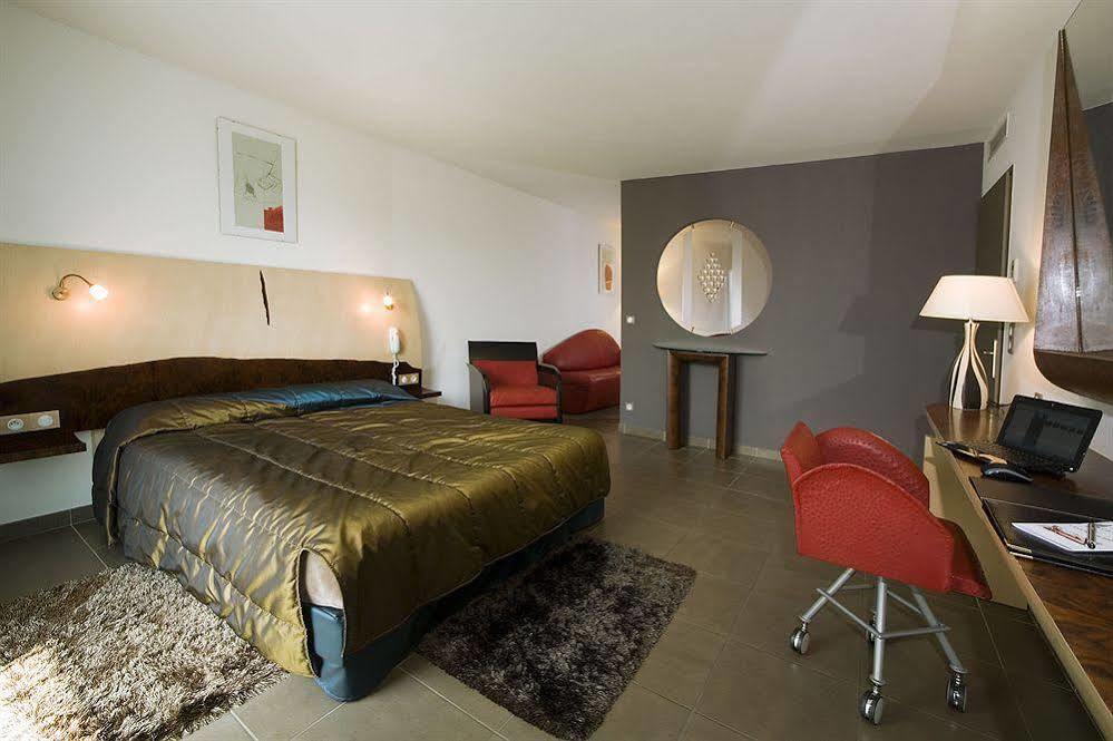 Logis Hotel La Fauceille Perpignan Eksteriør billede
